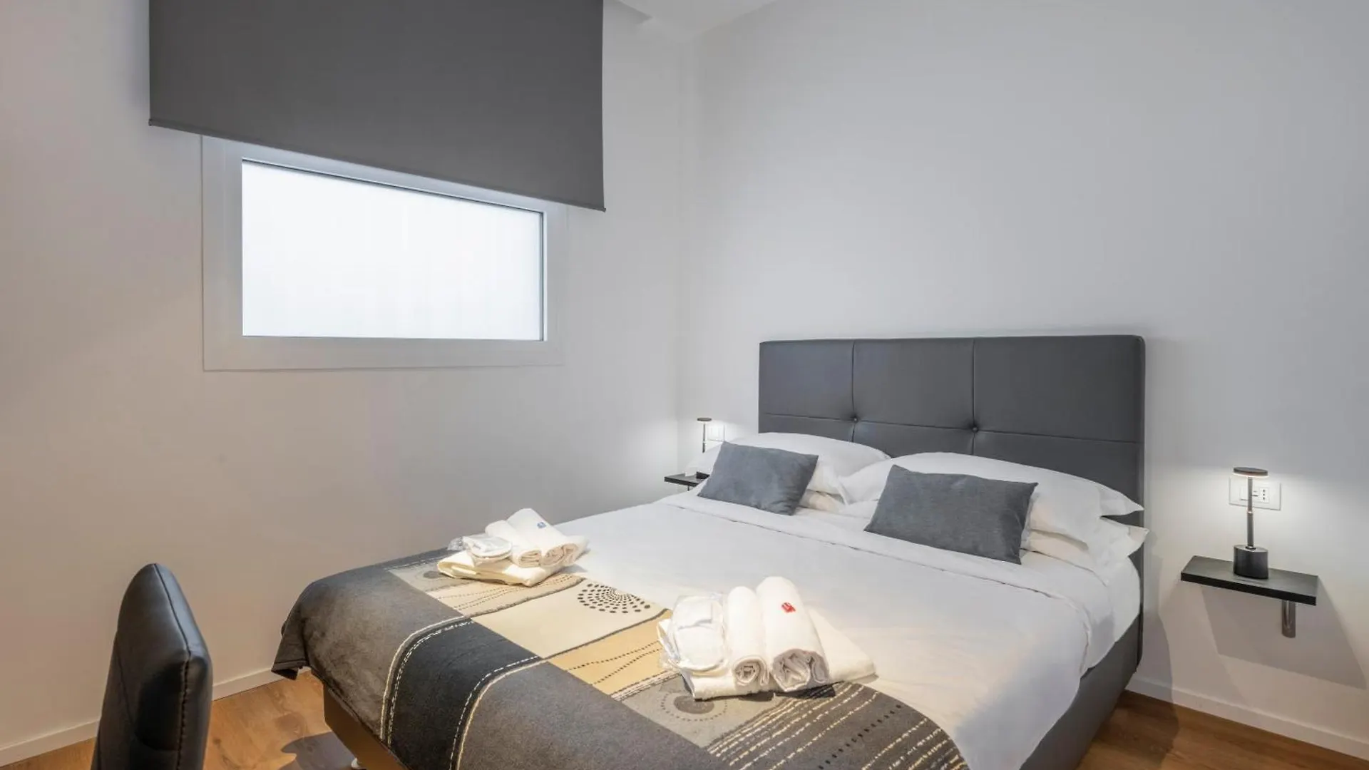 Guest house Bnbutler - Inbrera Suites - Giulianova, 1 Milan